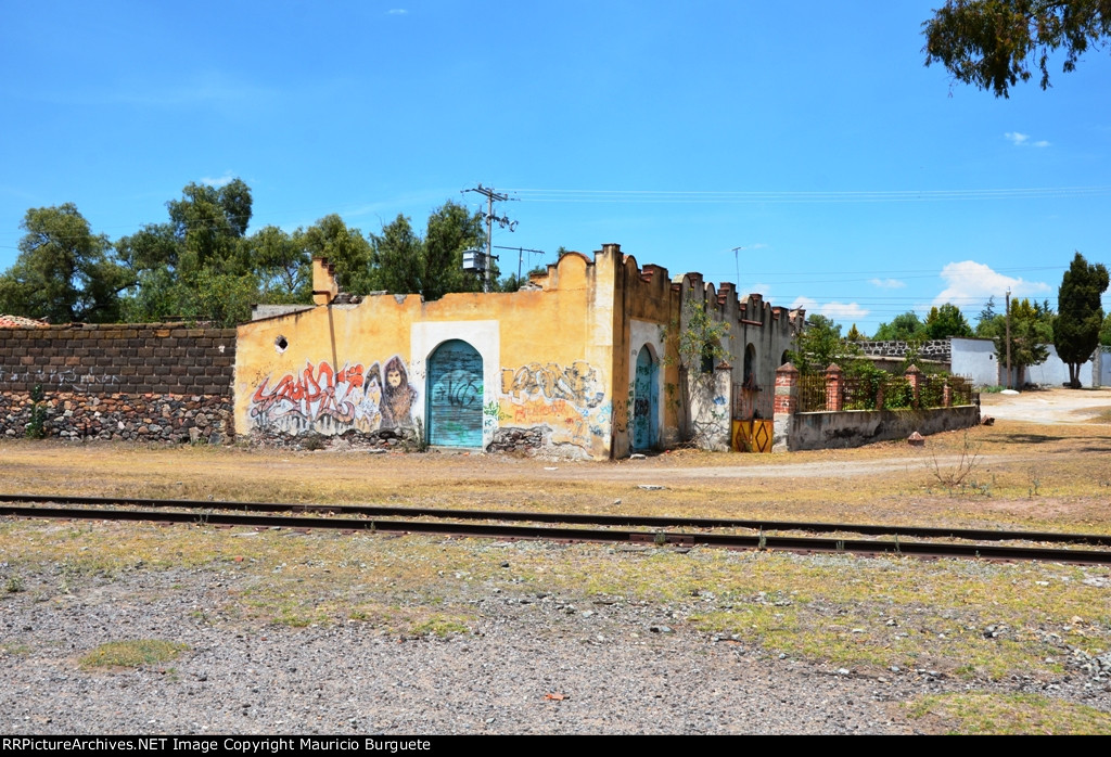 Tepa abandoned rail tracks