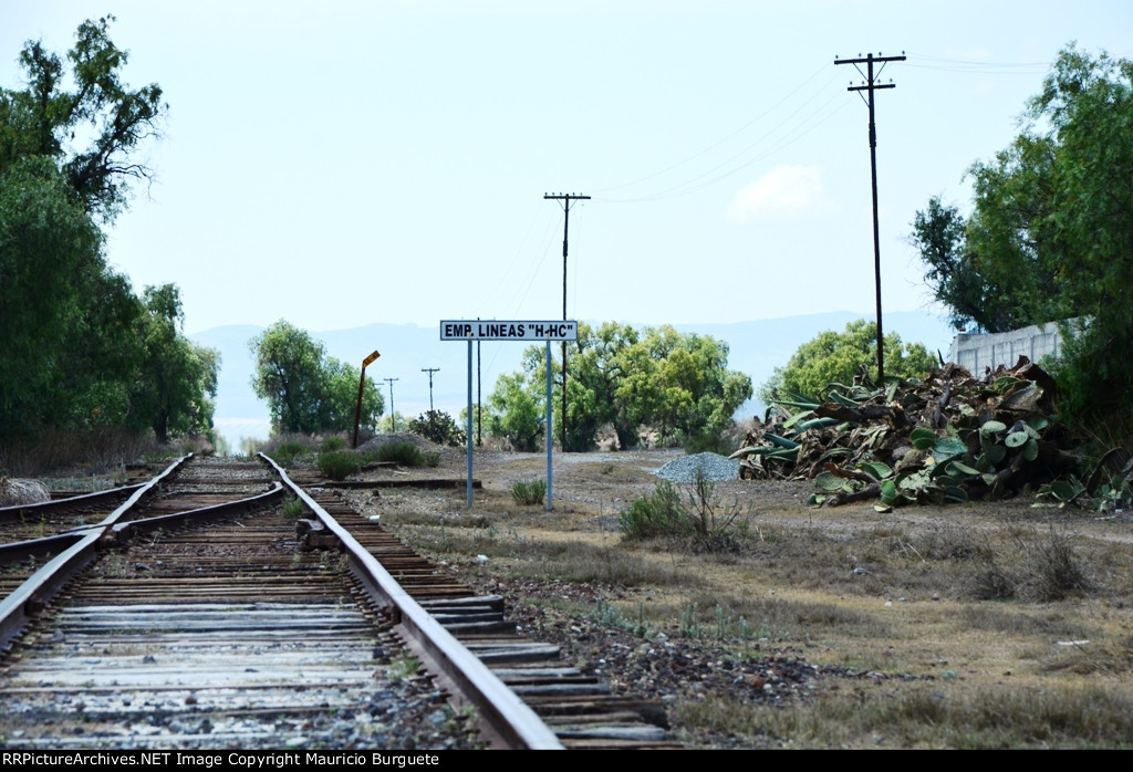 Tepa abandoned rail tracks
