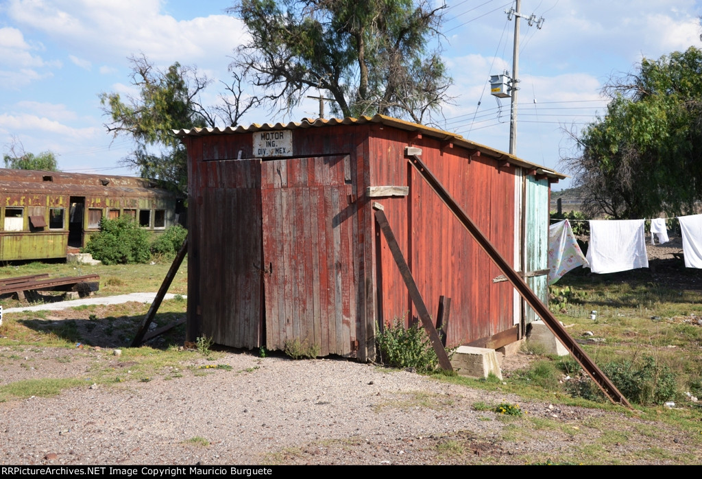 San Agustin Station, shelter for rail motor cars