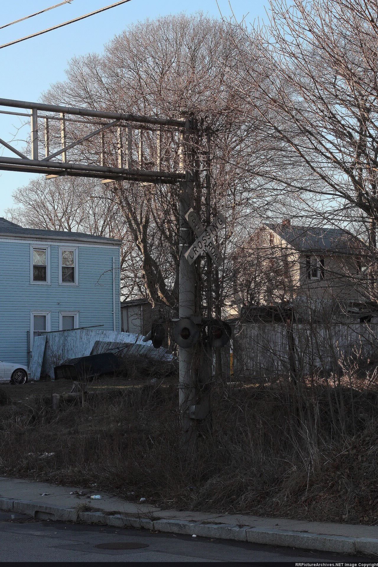 Old Crossing Light Cantilever