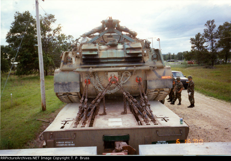 DODX 68' heavy-duty flatcar with M-88