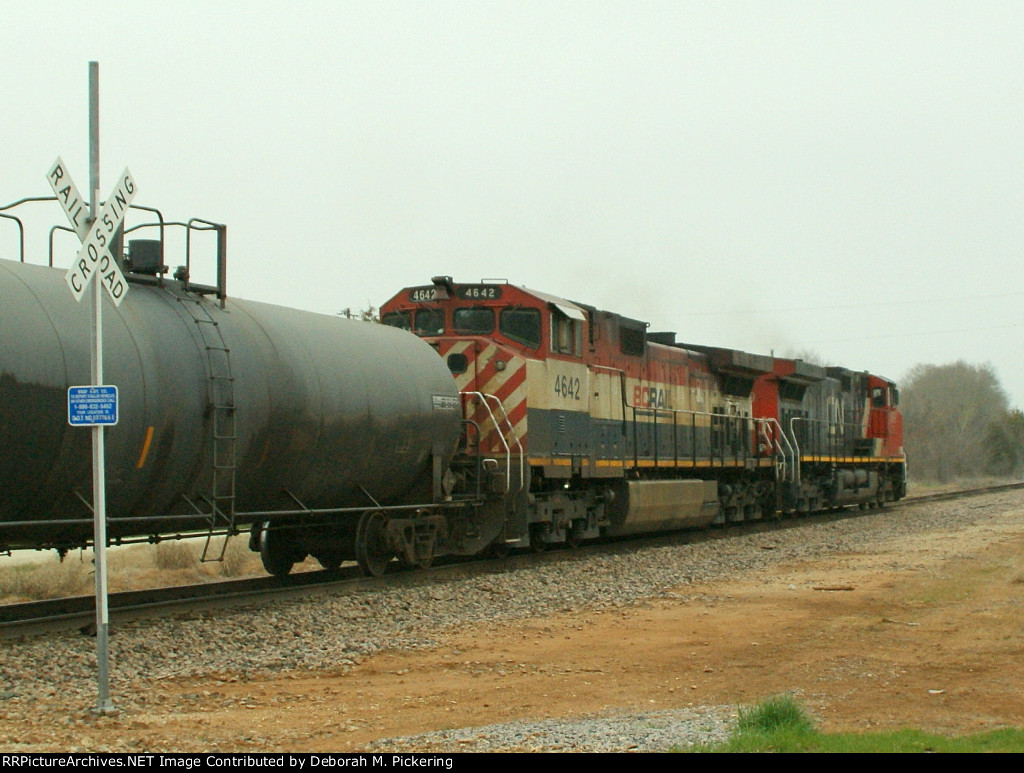 BCOL #4642 [GE C44-9WL]  &  CN #2679 [GE C44-9W]