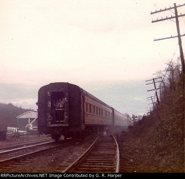 Westbound Amtrak leaving Staunton