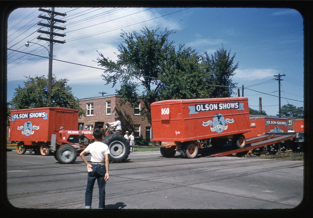Olson Shows Unloading