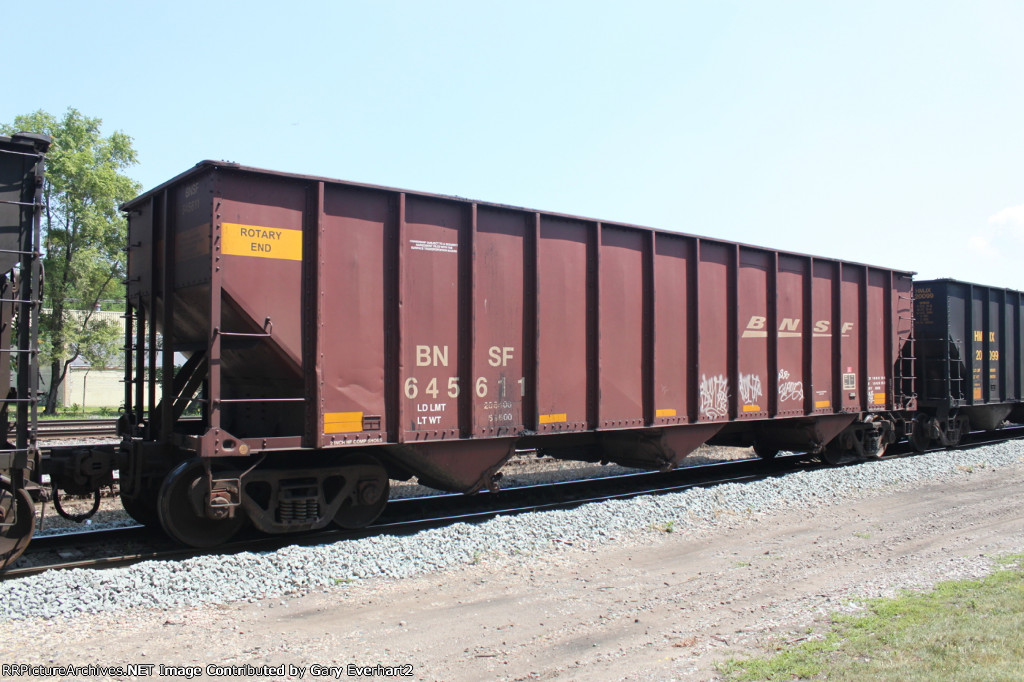 BNSF 645611 - Burlington Northern Santa Fe