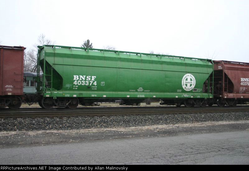 BNSF 403374