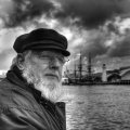 136406-12-sea-captain