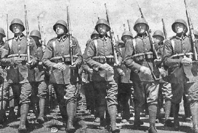 MAUS II timeline Timetoast timelines