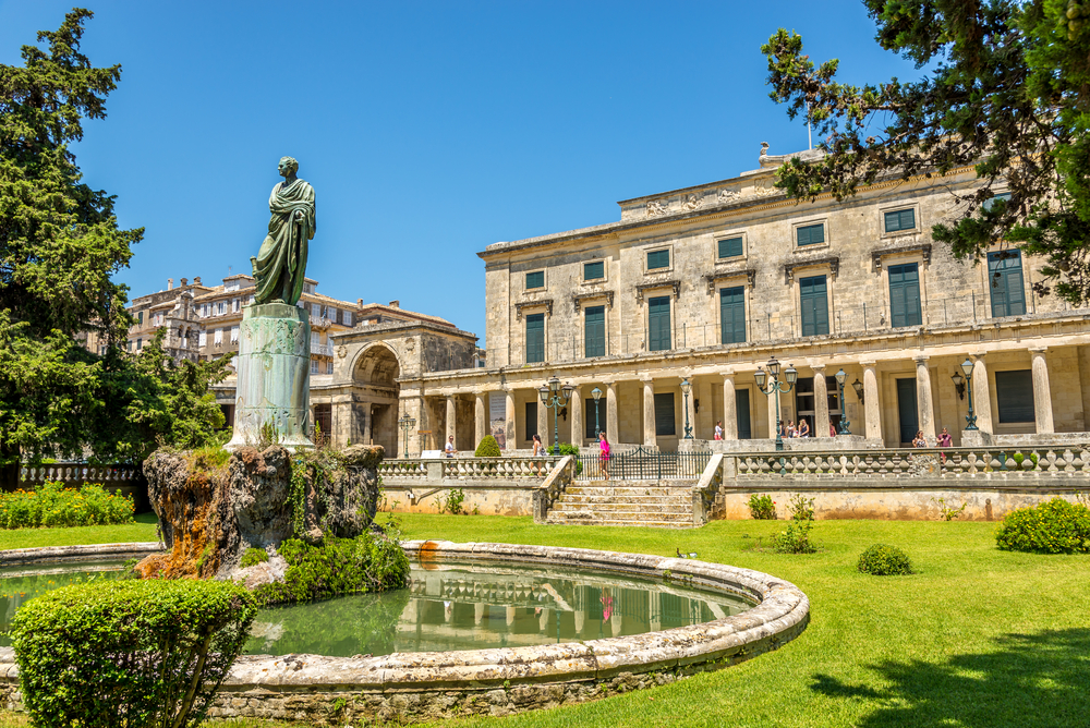 Lord Frederic Adams statue with Asian arts museum in Corfu town_209508448