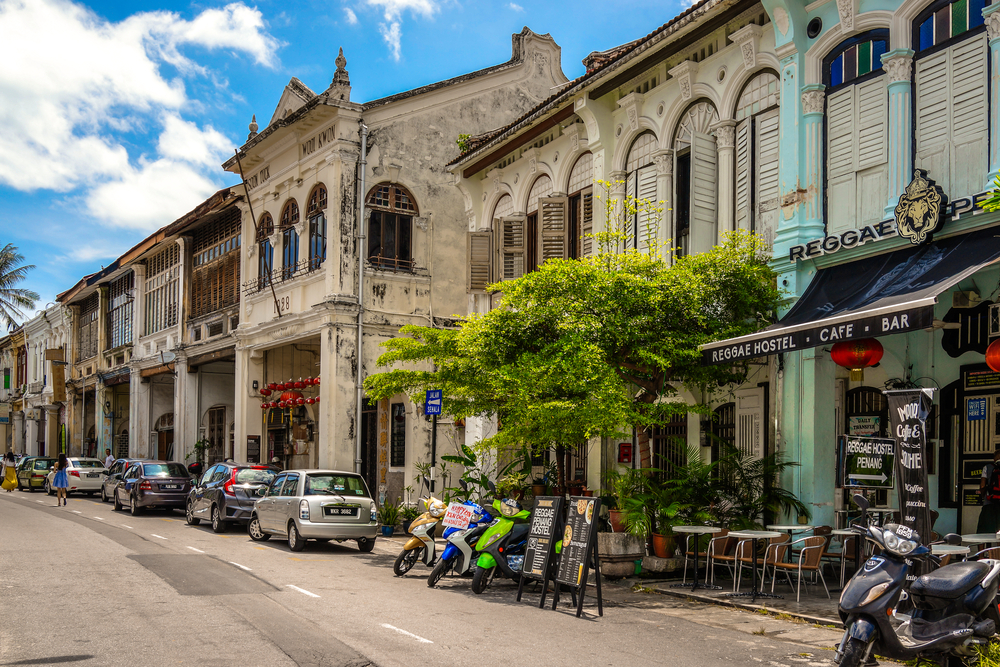 Love lane in Penang_401768902