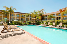  Cortona Inn & Suites