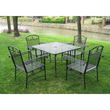 International Caravan Iron Collection Wrought Iron Dining Set