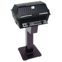 Broilmaster R3BN Infrared Combination Natural Gas Grill On Black Patio Post With Cast Iron Base