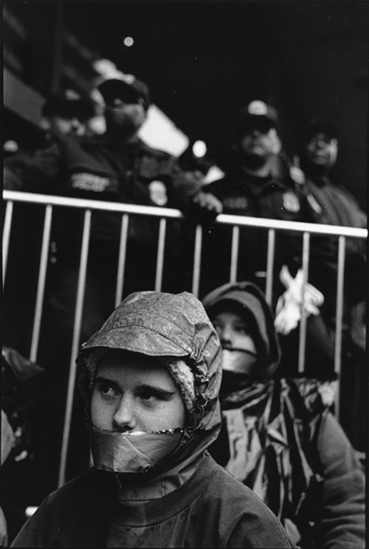 040_Old9-Iraqi War2-The Day After Protest-Students-Phila-2003.jpg