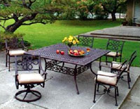 Meadow Decor Paragon Dining Set