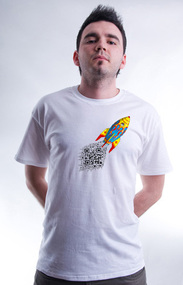 Guy-qrocket