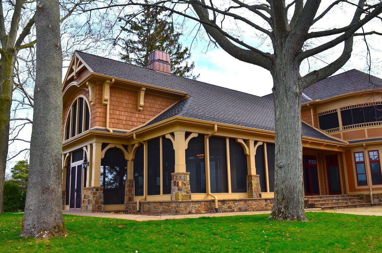 Beautiful 7000 sf home with 2 acres on Lake Wawasee Scheerer