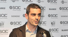 01matteo-nativo_premiazione_2012_scic_garage-design_milano_fuorisalone012