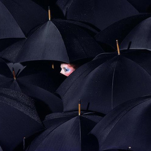 Scissors - Photographer Spotlight: Guy Bourdin - Touchpuppet