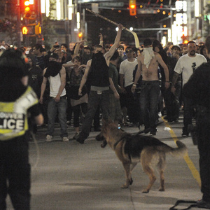 CacheMoney - Photos: Riots, fire, destruction after Vancouver’s loss | Posted | National Post