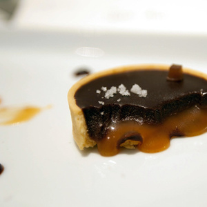 CacheMoney - Mondrian SoHo: Views + iPads = Room Service (NOTCOT)
