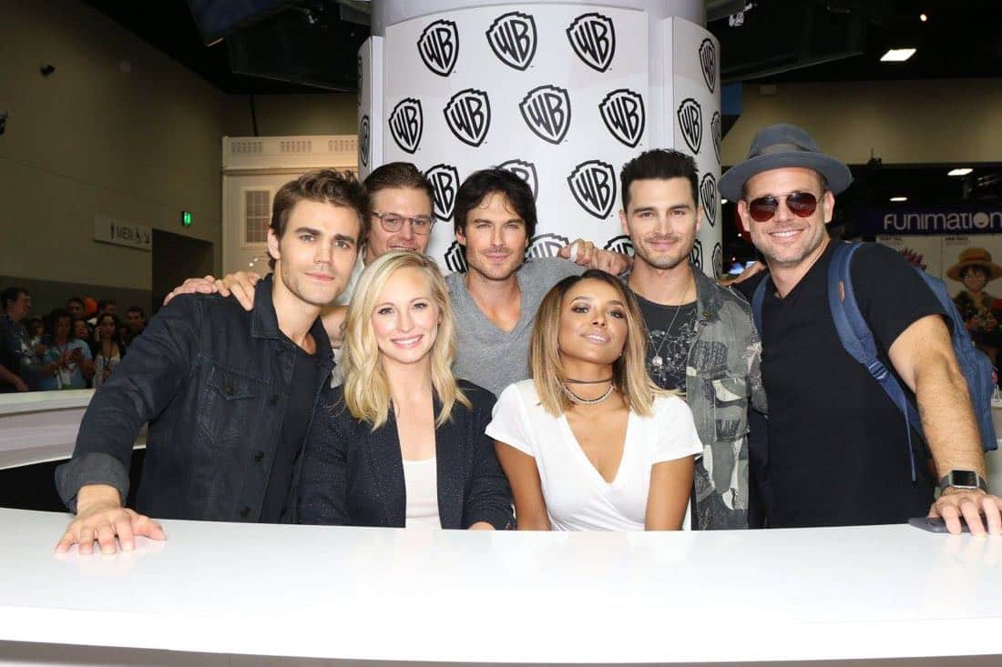 The Vampire Diaries Cast San Diego Comic Con 2016-10