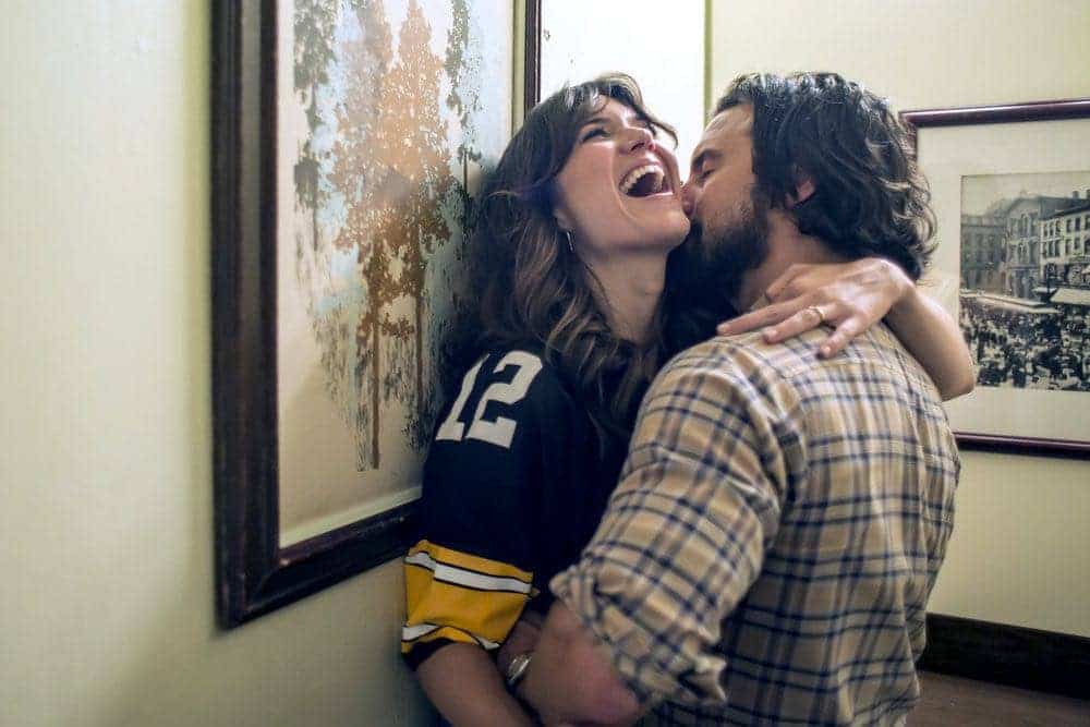 THIS IS US -- "The Game Plan" Episode 105 -- Pictured: (l-r) Mandy Moore as Rebecca, Milo Ventimiglia as Jack -- (Photo by: Ron Batzdorff/NBC)