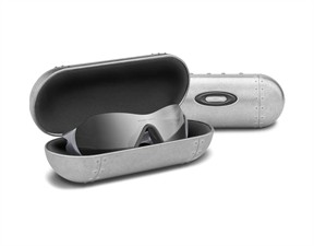 Oakley Large Metal Vault Case - Silver