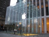 Apple Eyes Grand Central Location, Report Says