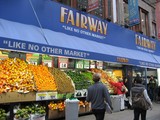 Fairway Market in the City(Flickr/swruler9284)
