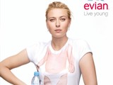 Maria Sharpova Greets Fans In Soho(Evian)