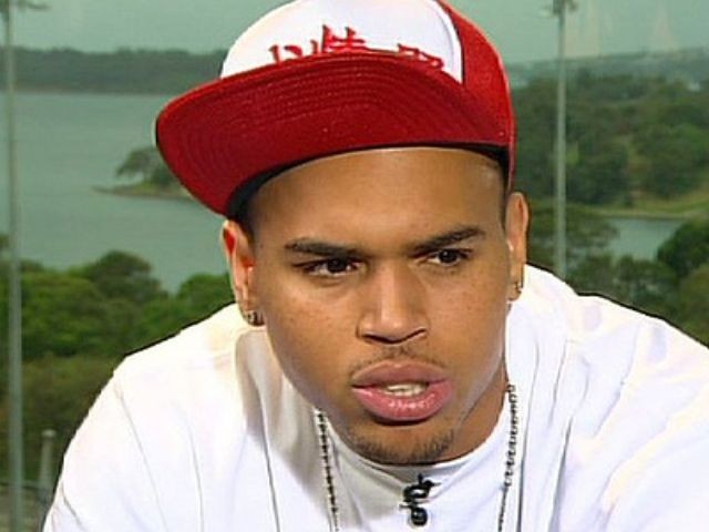 Chris Brown To Read At Harlem School Kids