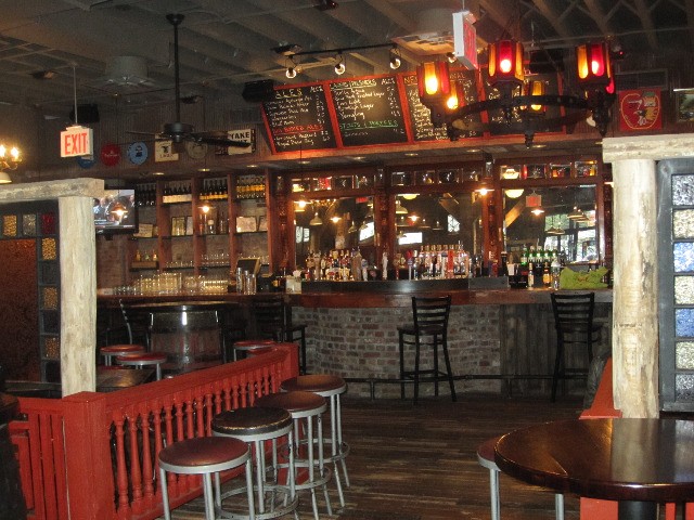 The new Dinosaur Bar-B-Que is at the corner of 125th Street and 12th Ave.