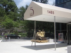 Luxury condo statue irks neighbors