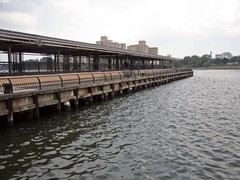 Man Jumps in East Rivera After Drowning Victim