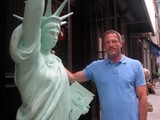 Manhattanites Adapt to Growing Old with HIV/AIDS
