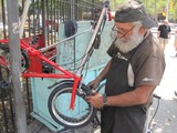 Homeless Handyman Fixing Bikes on the Cheap for Lower East Siders