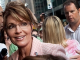 Sarah Palin Visits Statue of Liberty, Proclaims It 'Overwhelming'