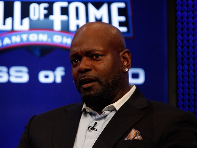 emmitt smith foto. Emmitt Smith#39;s Planned; Emmitt Smith#39;s Planned. rorschach. Mar 31, 02:30 PM emmitt smith tattoo. emmitt smith foto. Emmitt Smith#39;s Planned; Emmitt Smith#39;s Planned. rorschach. Mar 31, 02:30 PM