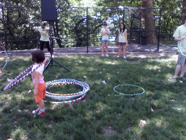 Inwood Hoops provided free hoops for kids to try out.