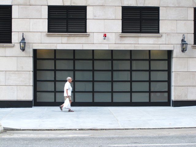 Neighbors say Extell Development Company promised a 