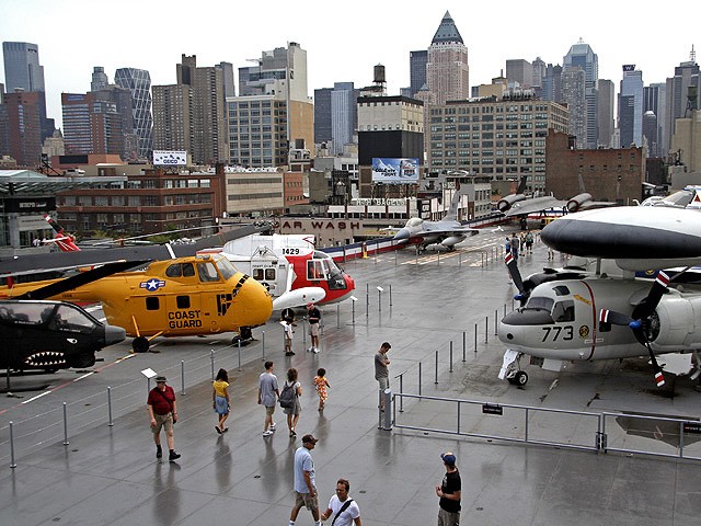 The shuttle would join the museum's collection of military aircraft.