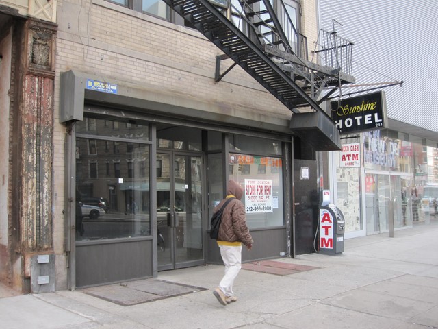 The chef behind popular East Village pizzeria Motorino got approval to move ahead with plans for a new steakhouse at 241 Bowery, next to the Sunshine Hotel and New Museum.