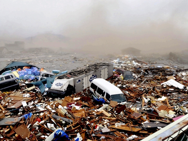Japanese+tsunami+victims+photos