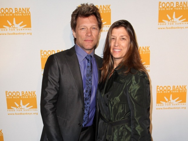 Rocker Jon Bon Jovi and Dorothea Hurley attended the 2011 Can-Do Awards Dinner benefiting the Food Bank for New York City.