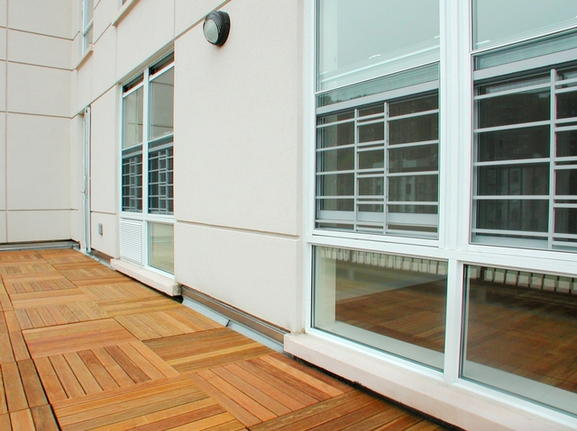 Seven Hudson 192 apartments feature 