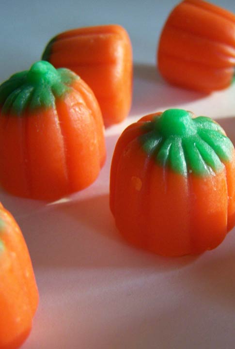 Shoptiques SlideShow Un-Halloween