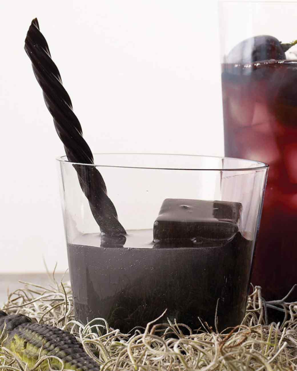 11 Delicious Halloween Cocktails Simplemost