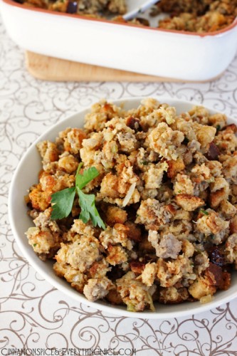 Home-Style-Sausage-Stuffing