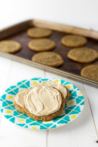 Coffee-Sugar-Cookies-with-Coffee-Frosting-via-@sweetasacookie-